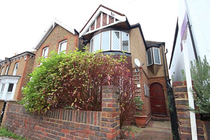 3 Bedroom House To Rent In North Kingston, KT2