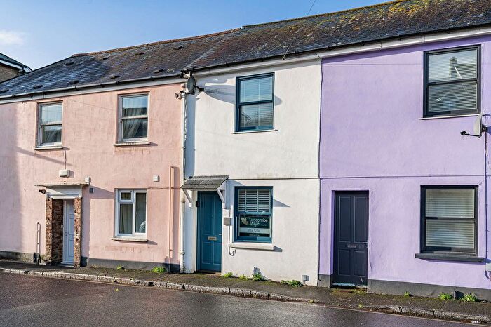 2 Bedroom Terraced House For Sale In Ebrington Street, Kingsbridge, TQ7