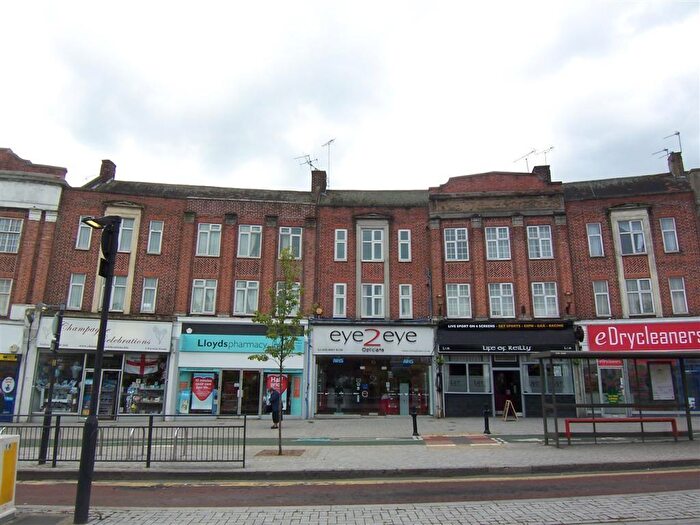 1 Bedroom Apartment To Rent In Warwick Parade, Belmont Circle, HA3