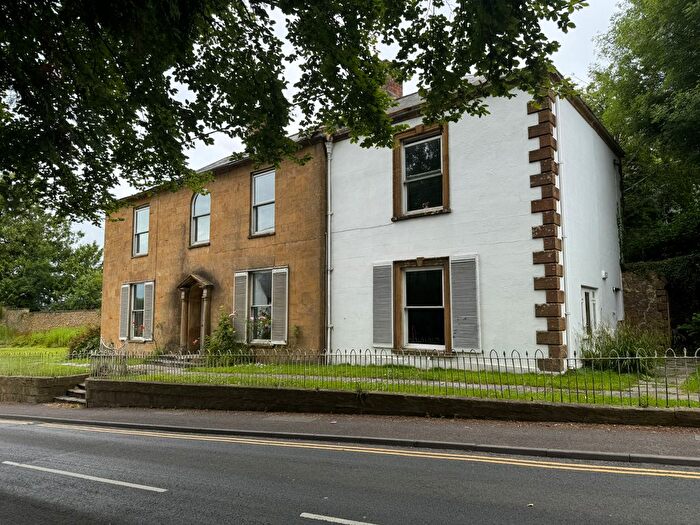 7 Bedroom Property To Rent In Station Road, Ilminster, TA19