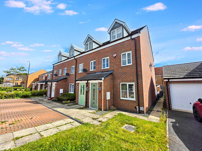3 Bedroom Town House For Sale In Bramble Close, Houghton Le Spring, Tyne And Wear, DH4