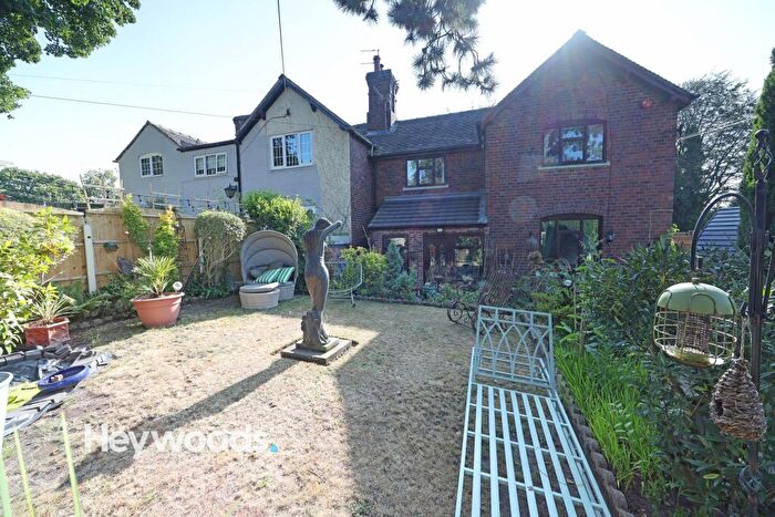 2 Bedroom Cottage For Sale In Clayton Road, Newcastle, ST5