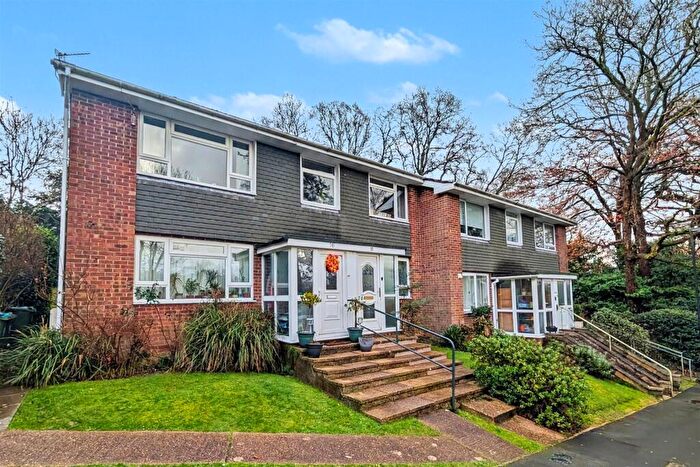 2 Bedroom Maisonette For Sale In Bassett, SO16