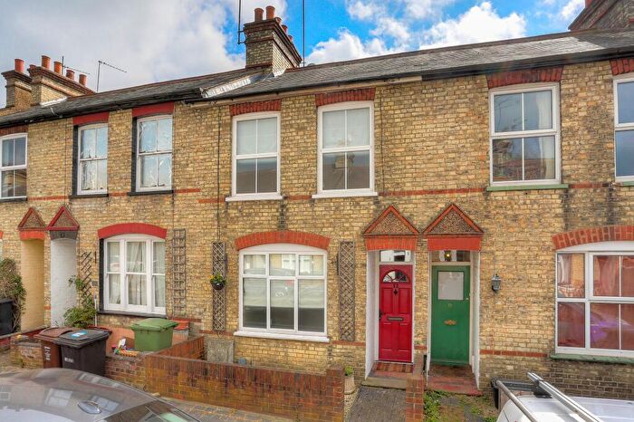 3 Bedroom Cottage To Rent In Lower Paxton Road, St Albans, Herts, AL1