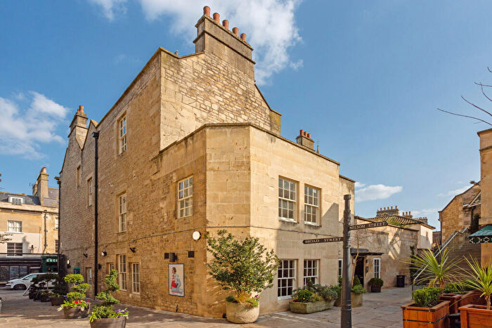 1 Bedroom Flat For Sale In Milsom Place, Bath, BA1