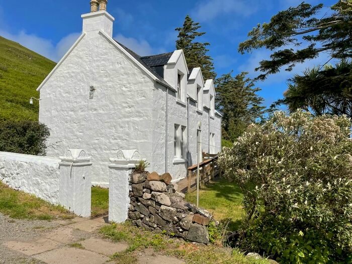 4 Bedroom Detached House For Sale In Kilmuir, Portree, IV51