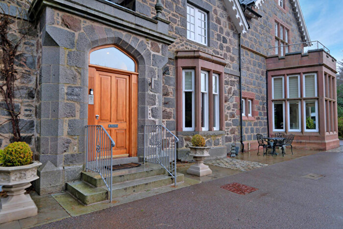 2 Bedroom Flat To Rent In Wellwood Mansions, Cults, Aberdeen, AB15