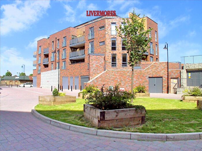 1 Bedroom Apartment To Rent In Townhall Square, Crayford, Kent, DA1