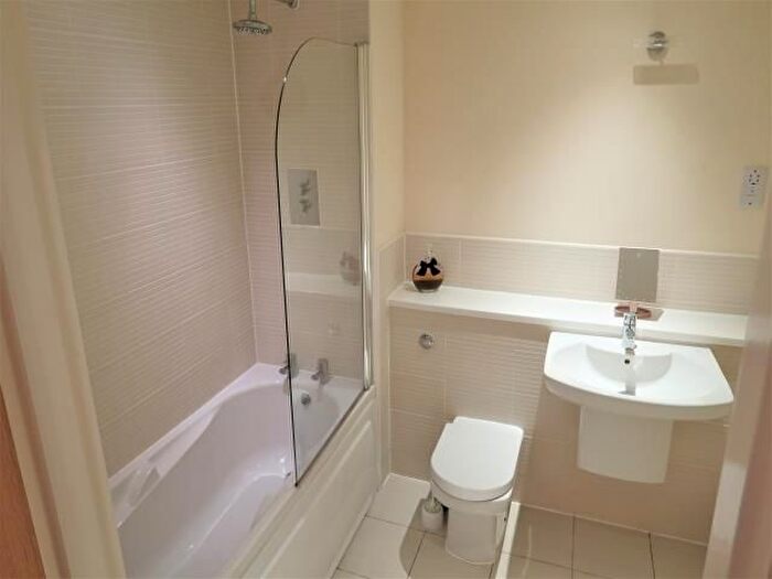 1 Bedroom Flat To Rent In Balmoral Quays, Penarth, CF64