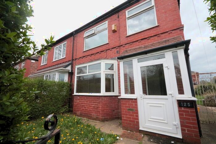 3 Bedroom Semi-Detached House To Rent In Darley Avenue, Chorlton, M21