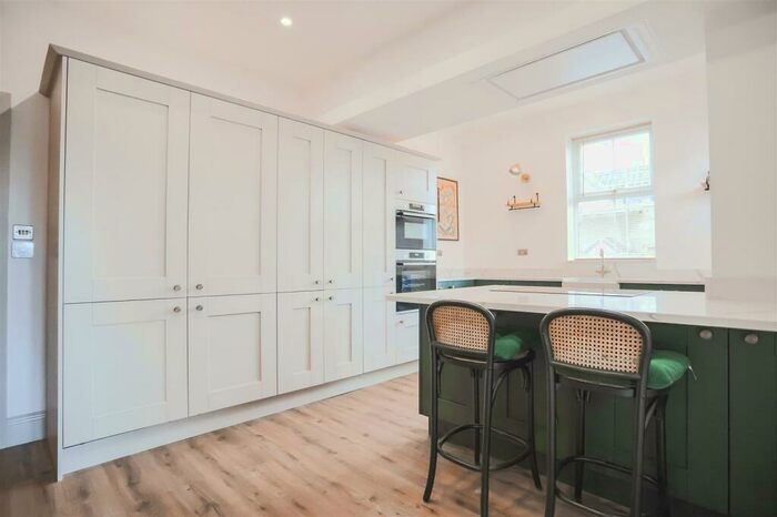 4 Bedroom Semi-Detached House To Rent In Daub Hall Lane, Hoghton, PR5