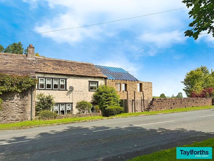 3 Bedroom Terraced House For Sale In Thornton In Craven, Skipton, BD23