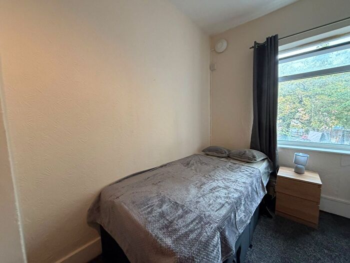 Studio To Rent In Willoughby Lane, London, N17