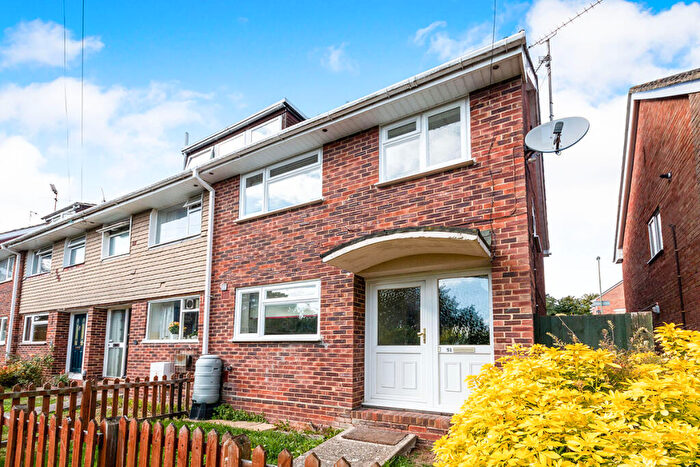 3 Bedroom Semi-Detached House To Rent In Packenham Road, Basingstoke, Hampshire, RG21