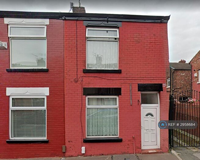 2 Bedroom End Of Terrace House To Rent In Gordon Street, Abbey Hey, Manchester, M18