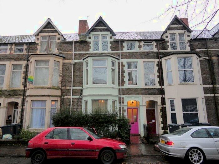 5 Bedroom Terraced House To Rent In LLanbleddian Gardens, CF24