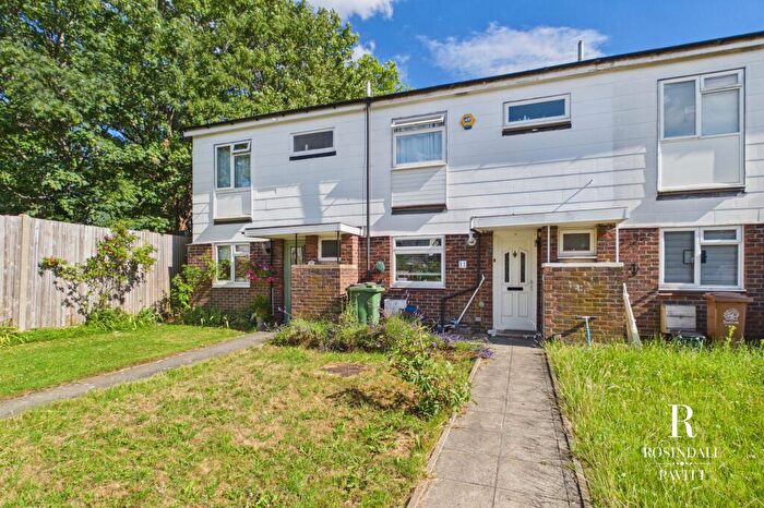 3 Bedroom Terraced House For Sale In Hanover Close, Cheam, SM3