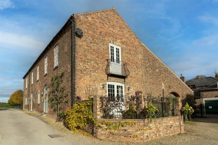 2 Bedroom End Of Terrace House For Sale In Aldborough, Boroughbridge, York, YO51