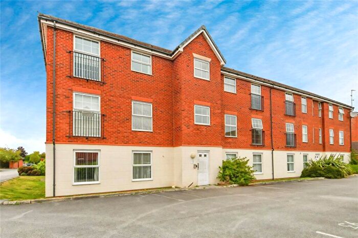 2 Bedroom Flat For Sale In Naylor Road, Ellesmere Port, Cheshire, CH66