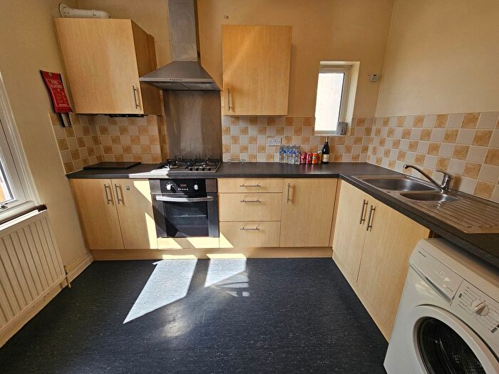 1 Bedroom Flat For Sale In Graham Road, Wealdstone, HA3