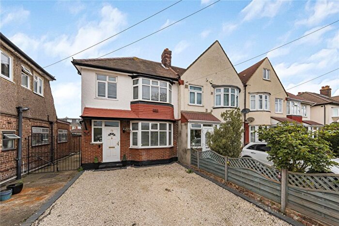 4 Bedroom End Terrace House For Sale In Hall Road, Isleworth, TW7