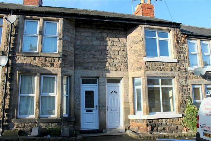 2 Bedroom Terraced House To Rent In Regent Avenue, Harrogate, HG1