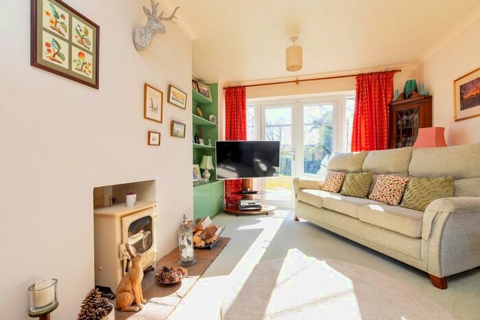 4 Bedroom Detached House For Sale In Beechwood Avenue, Aylmerton, Norwich, Norfolk, NR11