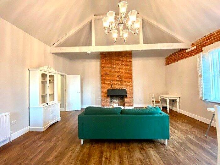 2 Bedroom Apartment To Rent In Church Street, Romsey, Hampshire, SO51