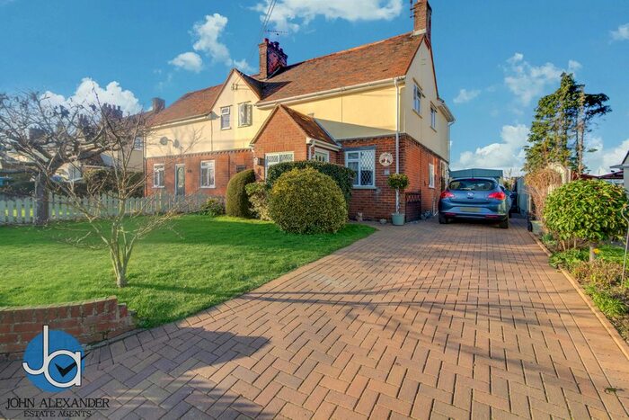 3 Bedroom Semi-Detached House For Sale In Hull Lane, Terling, Chelmsford, CM3