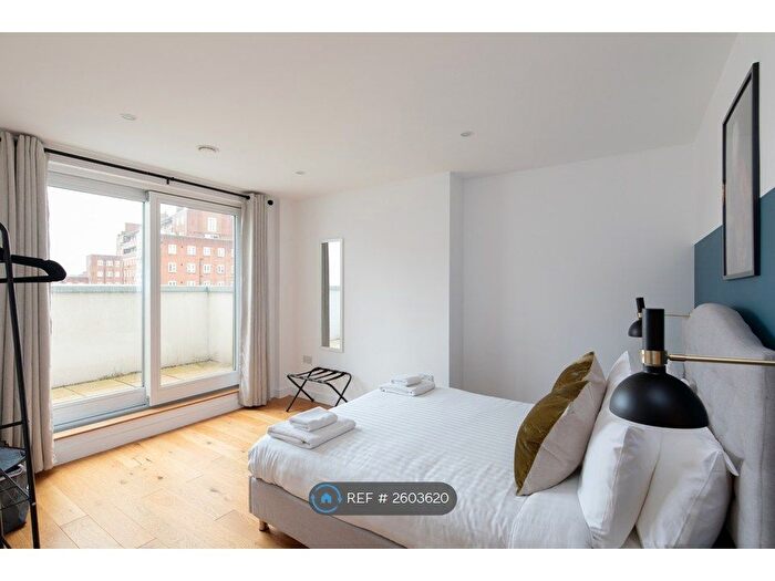 2 Bedroom Flat To Rent In Castle Road, London, NW1