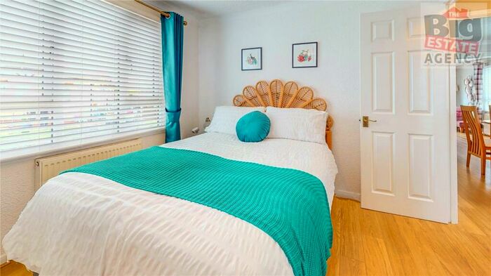2 Bedroom Retirement Property For Sale In Willowbrook Park, Sandycroft, Deeside, CH5