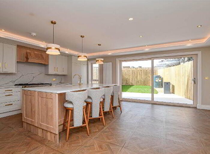 5 Bedroom TownHouse For Sale In Fishermans Row, Fishermans Row, Killough, BT30