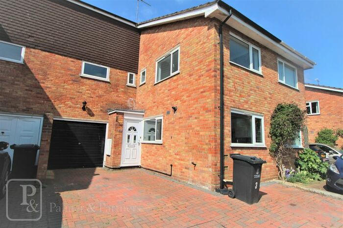 3 Bedroom Terraced House To Rent In Stow Court, Colchester, Essex, CO4