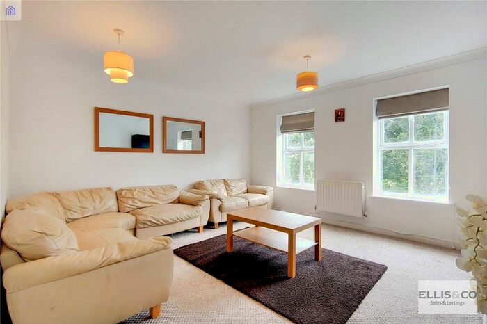 4 Bedroom Town House To Rent In Edison Drive, Wembley, HA9