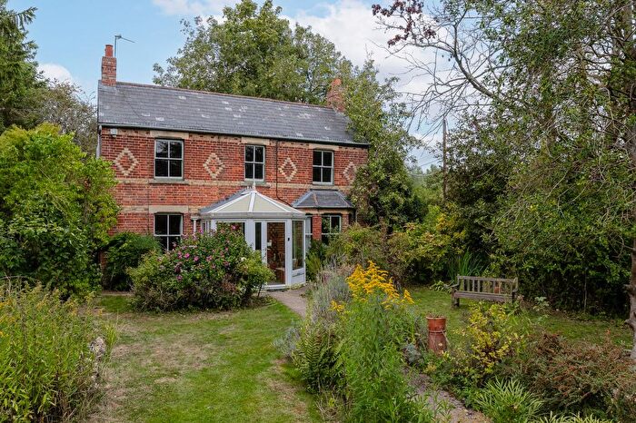 4 Bedroom Detached House For Sale In Green Lane, Yarnton, OX5