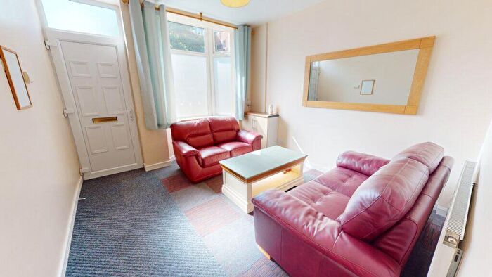 3 Bedroom House To Rent In Grange Road, Selly Oak, Birmingham, B29