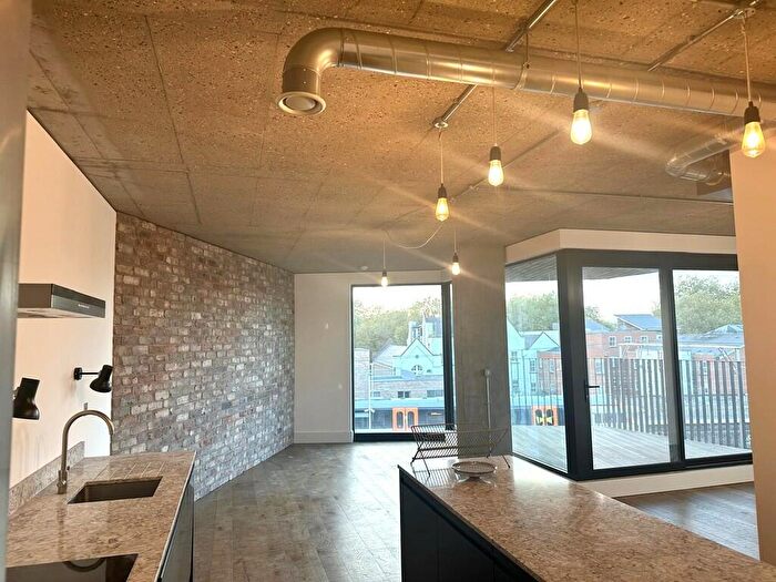 3 Bedroom Apartment To Rent In Fisheries Building, E8