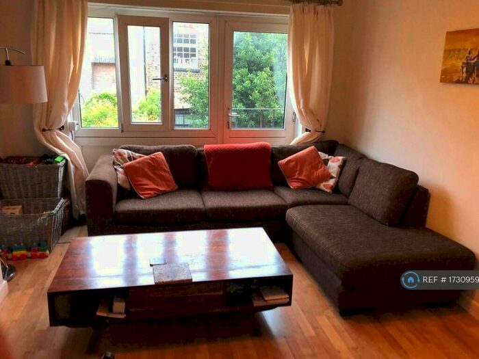 1 Bedroom Flat To Rent In Pepys House, London, E2