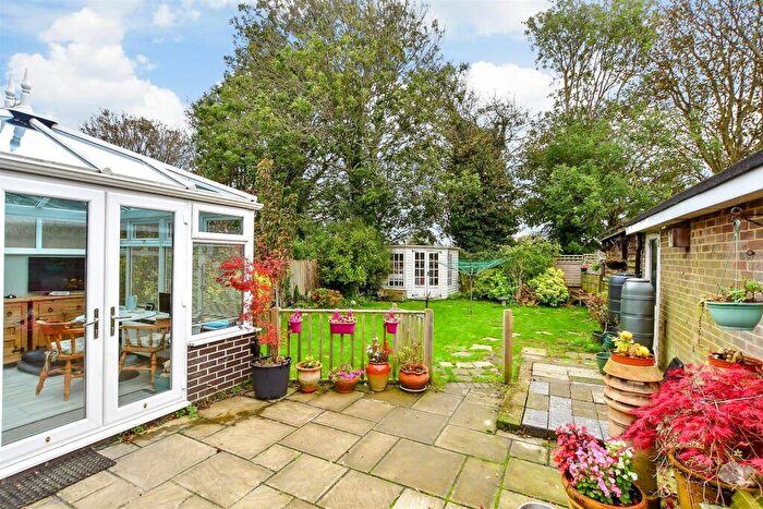 2 Bedroom Semi-Detached Bungalow For Sale In Clovelly Avenue, Felpham, Bognor Regis, West Sussex, PO22