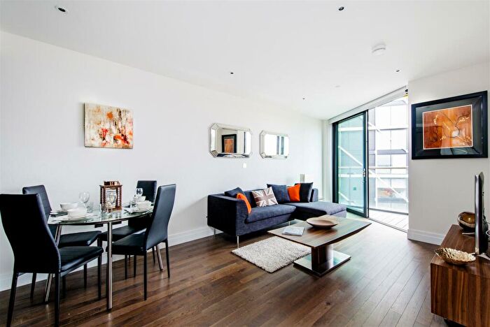 2 Bedroom Flat To Rent In Riverlight Quay, Nine Elms, London, SW11