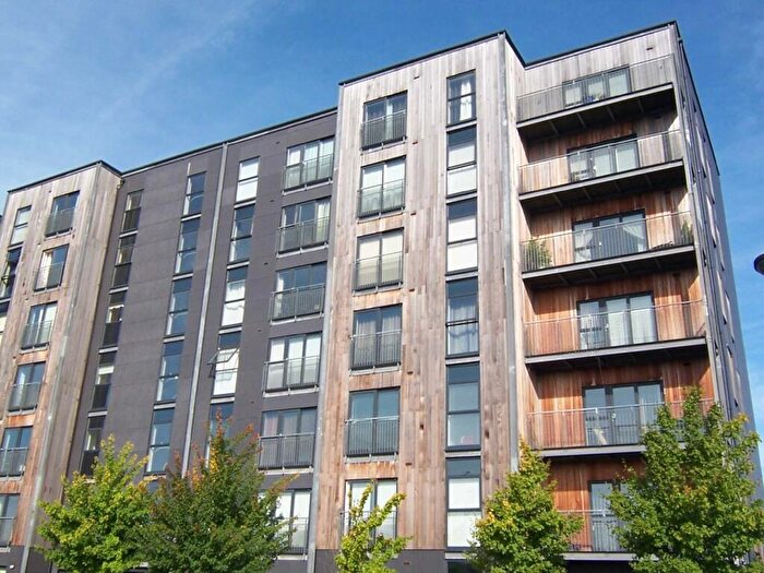 1 Bedroom Flat To Rent In The Frame, A The Waterfront, Openshaw, Manchester, M11