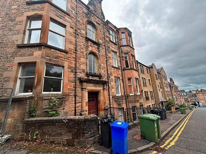 3 Bedroom Flat To Rent In Princes Street, Stirling Town, Stirling, FK8