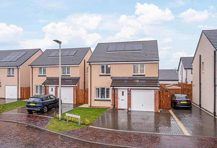 3 Bedroom Detached House For Sale In Kepitknow Crescent, Kinross, KY13