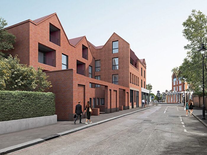 3 Bedroom Maisonette To Rent In Causton Road, Highgate, N6