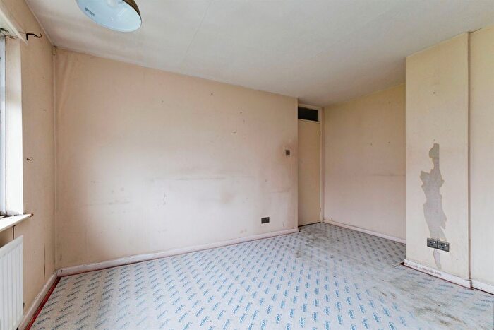 3 Bedroom Terraced House For Sale In Dunlane Close, Middlesbrough, TS5