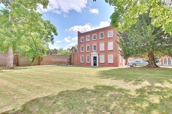 2 Bedroom Flat To Rent In Huntingdon Road, Fenstanton, Huntingdon, PE28