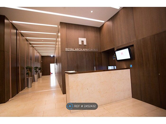 3 Bedroom Flat To Rent In Royal Arch Apartments, Birmingham, B1