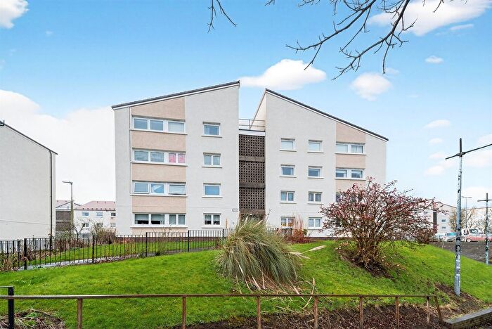 3 Bedroom Flat For Sale In Mill Court, Rutherglen, Glasgow, G73