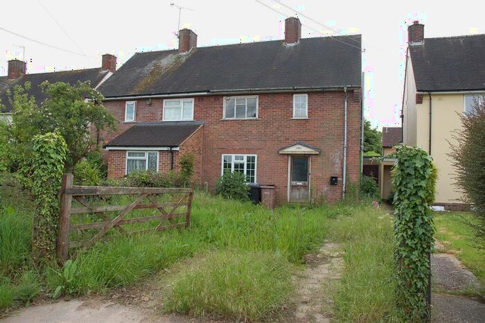 3 Bedroom Semi-Detached House For Sale In Brook Lane, Galleywood, Chelmsford, CM2