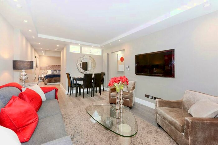 2 Bedroom Apartment To Rent In Finchley Road, London, NW3